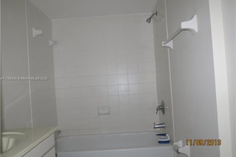 Copropriété à vendre à Homestead, Floride: 2 chambres, 76.37 m2 № 1862428 - photo 8