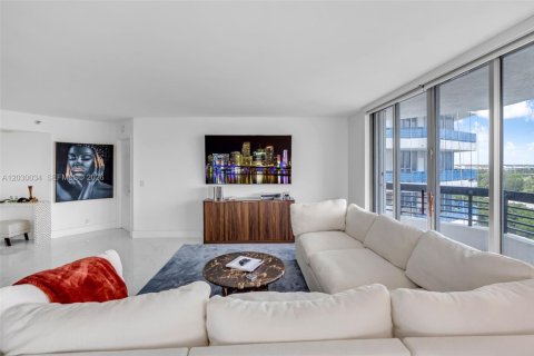 Copropriété à vendre à Aventura, Floride: 2 chambres, 136.01 m2 № 2186313 - photo 5