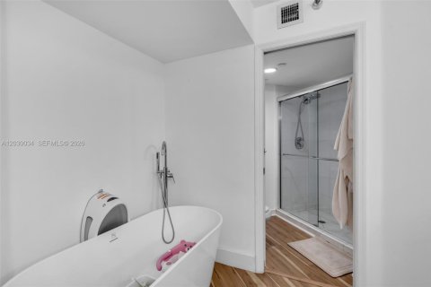 Copropriété à vendre à Aventura, Floride: 2 chambres, 136.01 m2 № 2186313 - photo 15