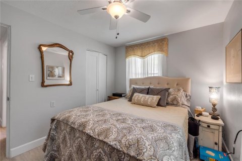 House in New Smyrna Beach, Florida 2 bedrooms, 135.73 sq.m. № 1642829 - photo 26