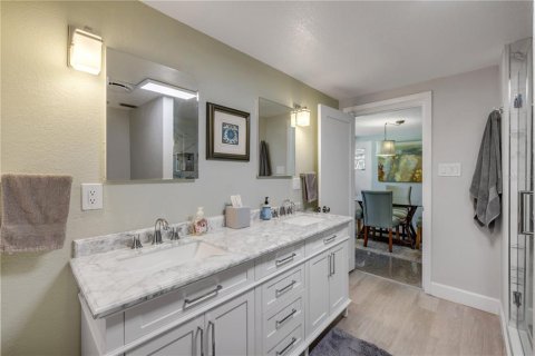 House in New Smyrna Beach, Florida 2 bedrooms, 135.73 sq.m. № 1642829 - photo 23