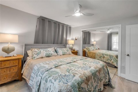 House in New Smyrna Beach, Florida 2 bedrooms, 135.73 sq.m. № 1642829 - photo 24