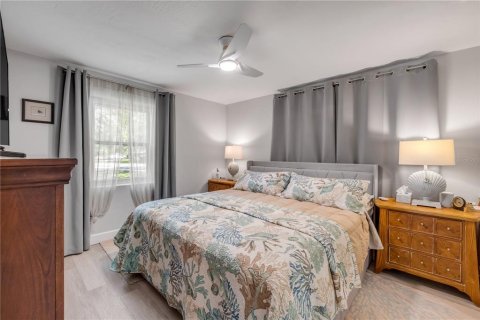 House in New Smyrna Beach, Florida 2 bedrooms, 135.73 sq.m. № 1642829 - photo 4
