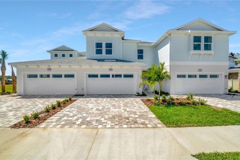 Townhouse in Wesley Chapel, Florida 3 bedrooms, 198.07 sq.m. № 2379662