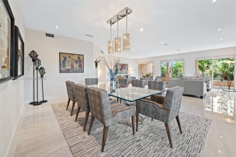 Copropriété à vendre à Coral Gables, Floride: 3 chambres, 296.36 m2 № 2049781 - photo 3