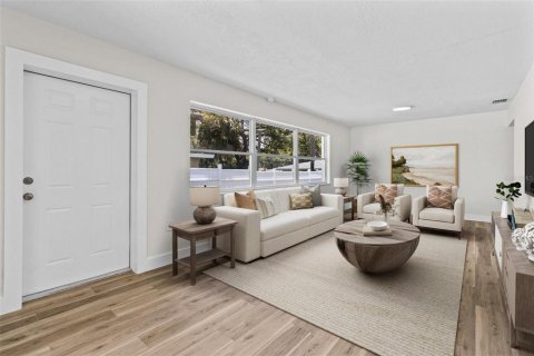 House in Largo, Florida 3 bedrooms, 183.67 sq.m. № 1819093 - photo 7