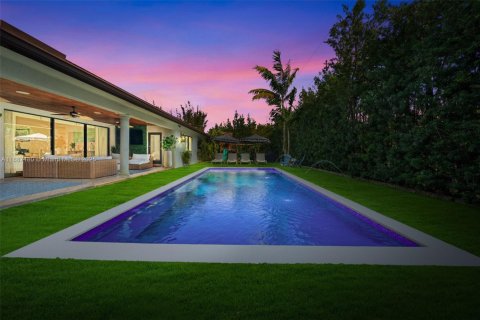 Casa en venta en South Miami, Florida, 3 dormitorios, 200.67 m2 № 2169644 - foto 2