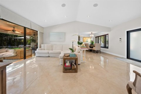 Casa en venta en South Miami, Florida, 3 dormitorios, 200.67 m2 № 2169644 - foto 8
