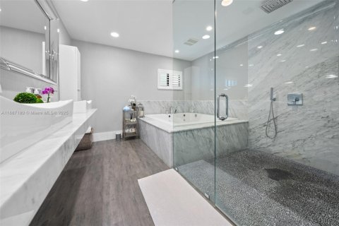 Casa en venta en South Miami, Florida, 3 dormitorios, 200.67 m2 № 2169644 - foto 28