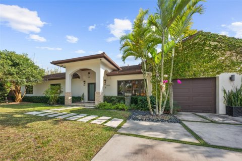 Casa en venta en South Miami, Florida, 3 dormitorios, 200.67 m2 № 2169644 - foto 3