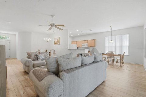 Villa ou maison à vendre à DeLand, Floride: 3 chambres, 156.73 m2 № 2148228 - photo 12
