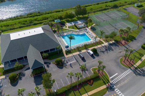Casa en venta en Kissimmee, Florida, 4 dormitorios, 155.7 m2 № 1917097 - foto 27