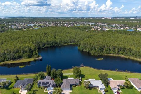 Casa en venta en Kissimmee, Florida, 4 dormitorios, 155.7 m2 № 1917097 - foto 24