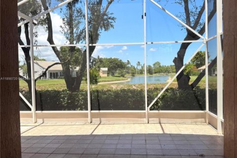 Villa ou maison à vendre à Boynton Beach, Floride: 3 chambres, 184.32 m2 № 1950563 - photo 16