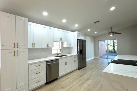 Villa ou maison à vendre à Boynton Beach, Floride: 3 chambres, 184.32 m2 № 1950563 - photo 10