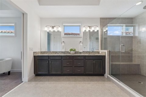 Villa ou maison à louer à Orlando, Floride: 5 chambres, 310.2 m2 № 2407131 - photo 25