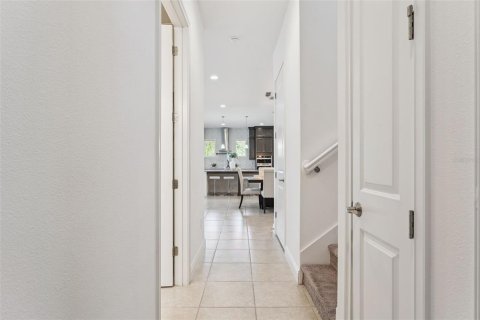 Villa ou maison à louer à Orlando, Floride: 5 chambres, 310.2 m2 № 2407131 - photo 16