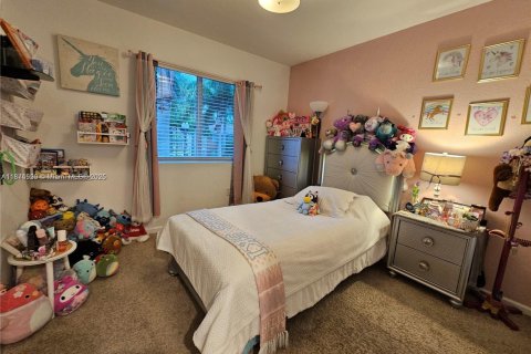 Снять в аренду таунхаус в Хомстед, Флорида 4 спальни, 127.65м2, № 1926000 - фото 20