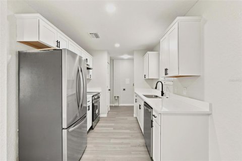 Casa en venta en Arcadia, Florida, 4 dormitorios, 107.02 m2 № 2207188 - foto 8