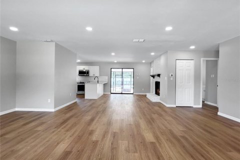 Casa en venta en Ocala, Florida, 3 dormitorios, 169.08 m2 № 1902452 - foto 4