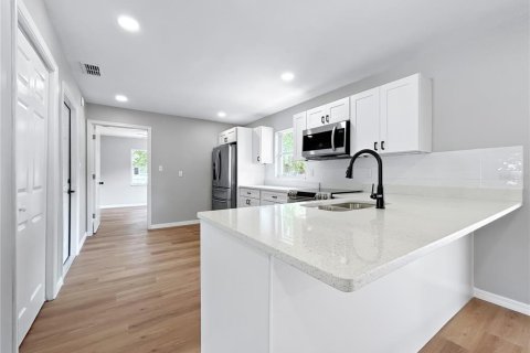 Casa en venta en Ocala, Florida, 3 dormitorios, 169.08 m2 № 1902452 - foto 13