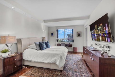 Купить кондоминиум в Ки-Бискейн, Флорида 3 спальни, 187.01м2, № 2025227 - фото 21