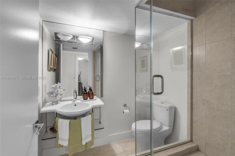 Купить кондоминиум в Ки-Бискейн, Флорида 3 спальни, 187.01м2, № 2025227 - фото 20