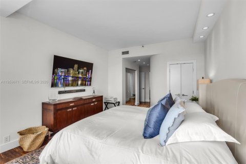 Купить кондоминиум в Ки-Бискейн, Флорида 3 спальни, 187.01м2, № 2025227 - фото 23