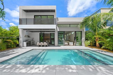 Villa ou maison à Miami, Floride 5 chambres, 331.38 m2 № 2086892