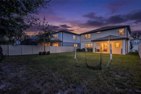 House in Riverview, Florida 4 bedrooms, 224.45 sq.m. № 2396376 - photo 16