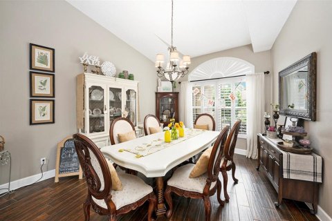 House in Palm Harbor, Florida 4 bedrooms, 306.3 sq.m. № 1835816 - photo 5