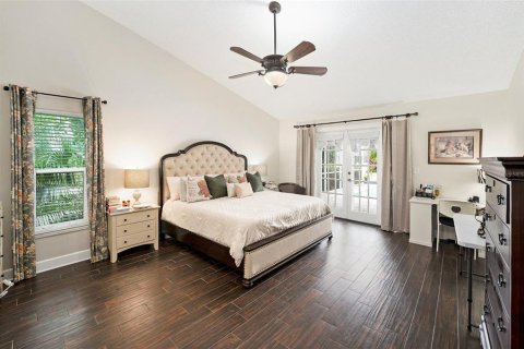 House in Palm Harbor, Florida 4 bedrooms, 306.3 sq.m. № 1835816 - photo 11