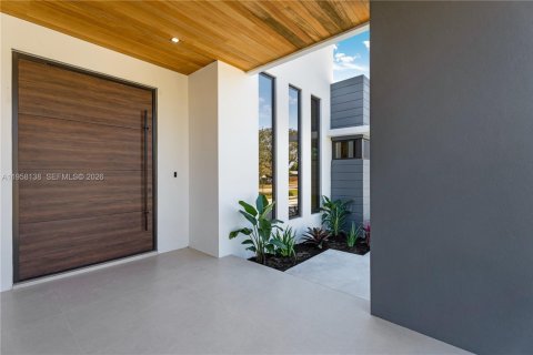 Casa en venta en Miami, Florida, 5 dormitorios № 2020719 - foto 7