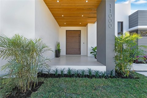 Casa en venta en Miami, Florida, 5 dormitorios № 2020719 - foto 6