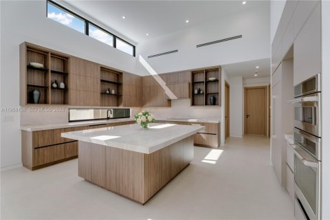 Casa en venta en Miami, Florida, 5 dormitorios № 2020719 - foto 21