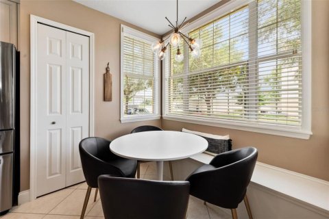 Condominio en alquiler en Four Corners, Florida, 3 dormitorios, 131.83 m2 № 1912424 - foto 3