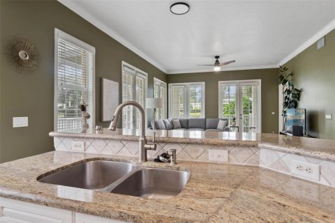 Condominio en alquiler en Four Corners, Florida, 3 dormitorios, 131.83 m2 № 1912424 - foto 12