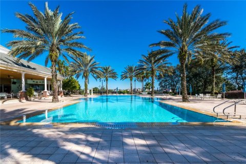 Condominio en alquiler en Four Corners, Florida, 3 dormitorios, 131.83 m2 № 1912424 - foto 30