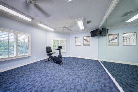 House in Wellington, Florida 4 bedrooms, 331.01 sq.m. № 2183744 - photo 27