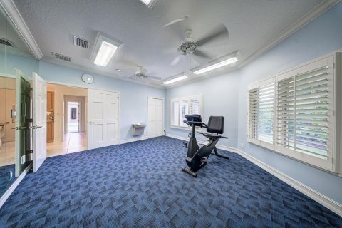 House in Wellington, Florida 4 bedrooms, 331.01 sq.m. № 2183744 - photo 28