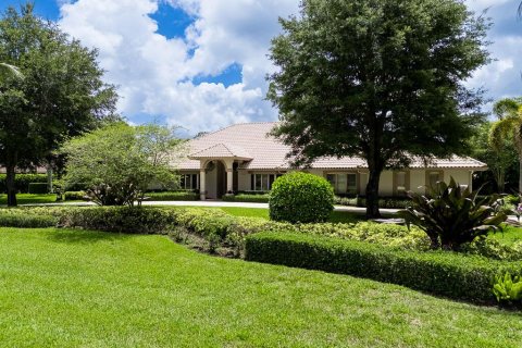House in Wellington, Florida 4 bedrooms, 331.01 sq.m. № 2183744 - photo 5