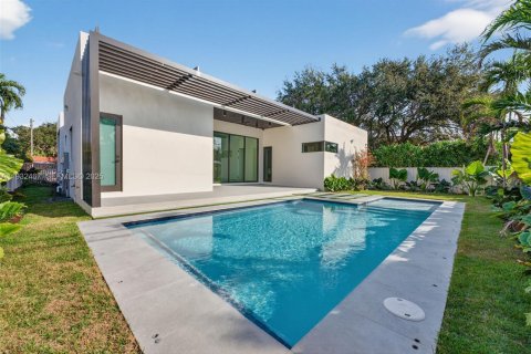 Купить виллу или дом в Майами-Спрингс, Флорида 4 спальни, 111.67м2, № 1991368 - фото 30