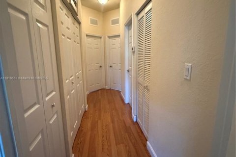Touwnhouse à vendre à Cutler Bay, Floride: 3 chambres, 150.22 m2 № 1756413 - photo 10