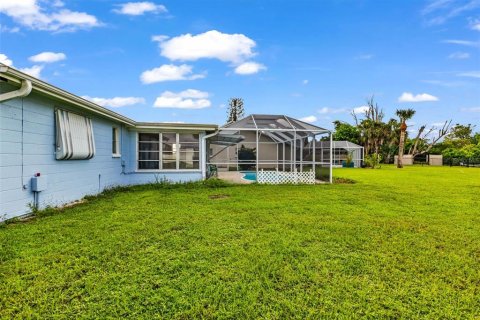 Casa en venta en Port Charlotte, Florida, 2 dormitorios, 107.4 m2 № 1904101 - foto 4