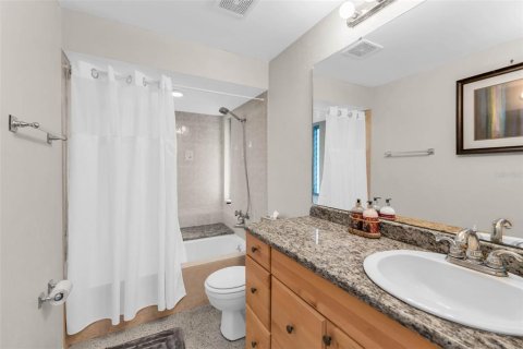 Casa en venta en Port Charlotte, Florida, 2 dormitorios, 107.4 m2 № 1904101 - foto 23
