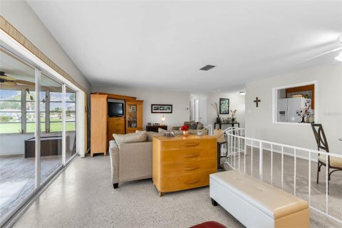 Casa en venta en Port Charlotte, Florida, 2 dormitorios, 107.4 m2 № 1904101 - foto 22