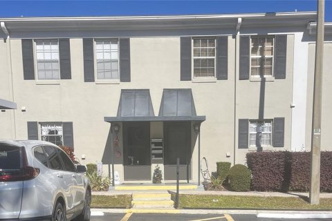 Townhouse in Winter Haven, Florida 2 bedrooms, 97.55 sq.m. № 1603138 - photo 1