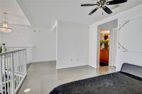 Купить кондоминиум в Майами, Флорида 1 спальня, 70.79м2, № 1943397 - фото 13