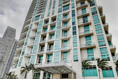 Купить кондоминиум в Майами, Флорида 1 спальня, 70.79м2, № 1943397 - фото 19