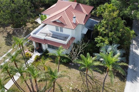 House in Fort Myers, Florida 4 bedrooms, 249.16 sq.m. № 1751007 - photo 26